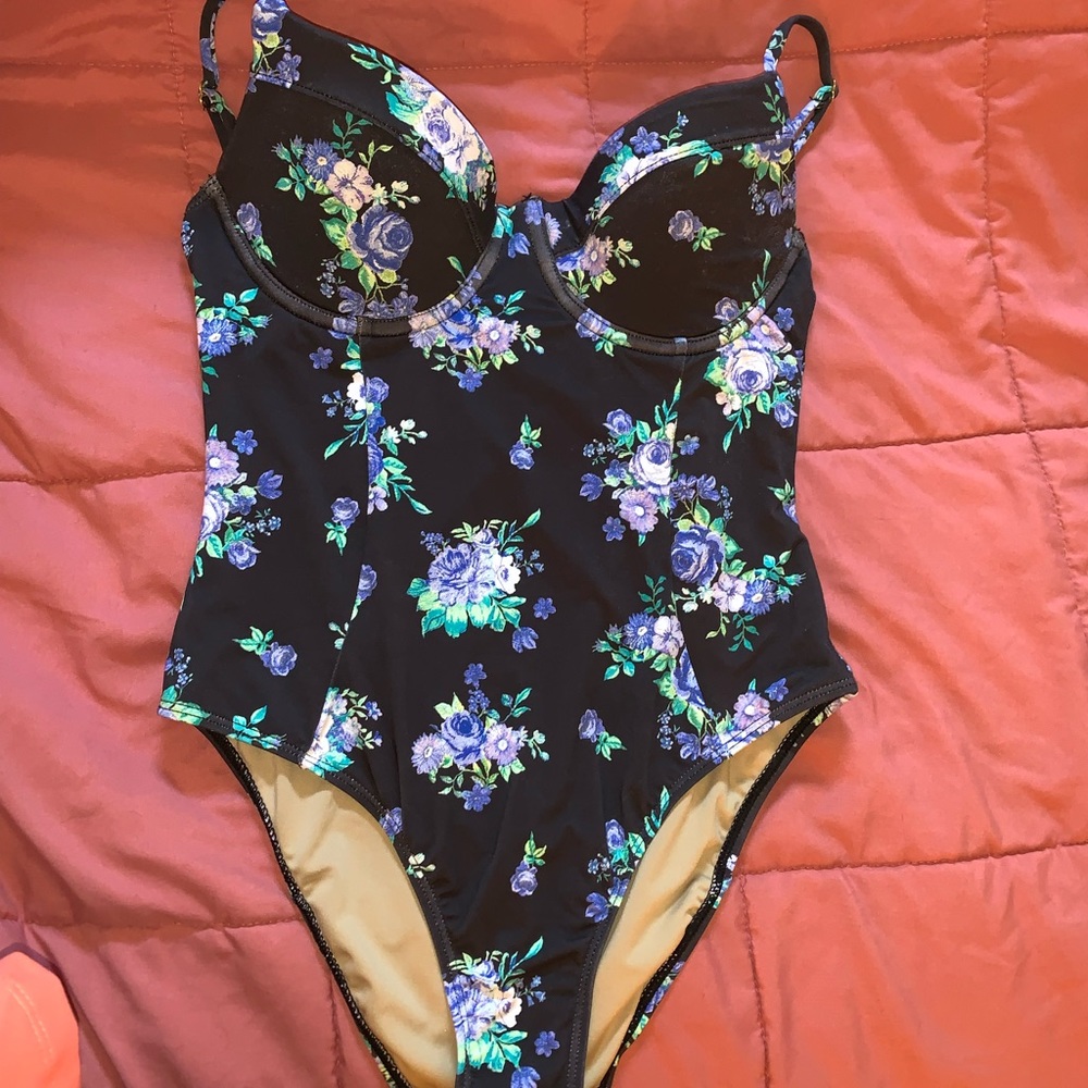 One piece floral bathing suit